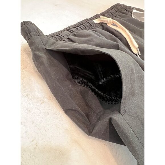 New Nordstrom Size XL 8-Inch Classic Swim Trunks Black - Picture 8 of 13